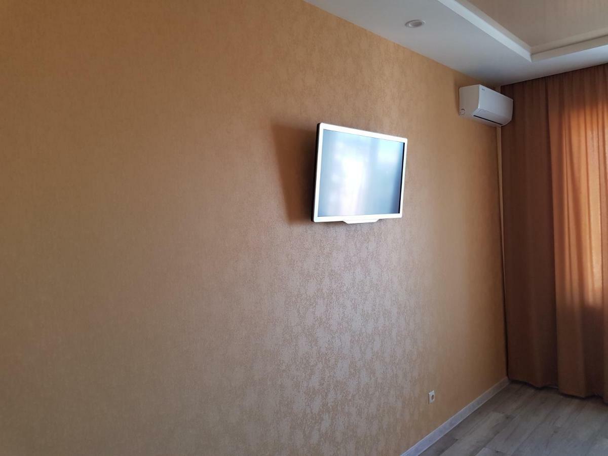 New apartment on Parkovaya Chornomorsk Bagian luar foto