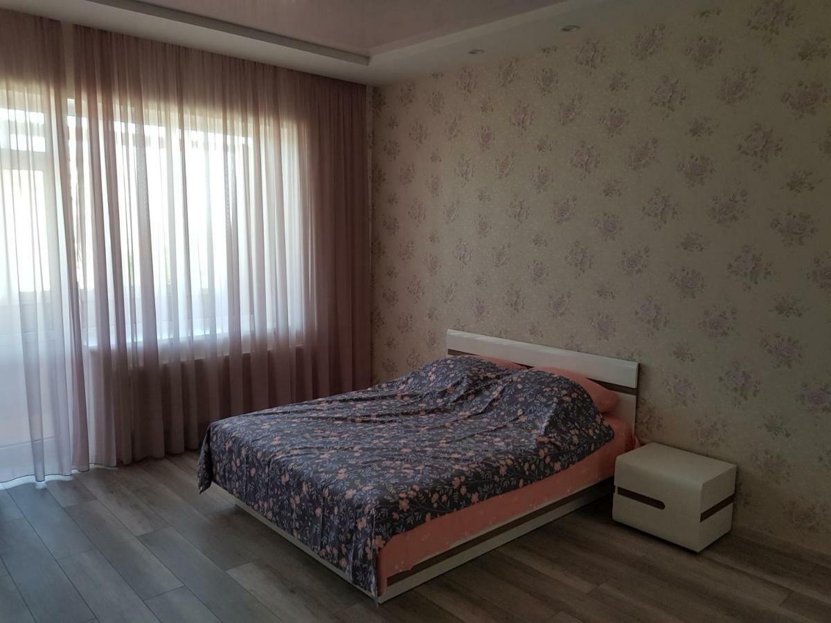 New apartment on Parkovaya Chornomorsk Bagian luar foto